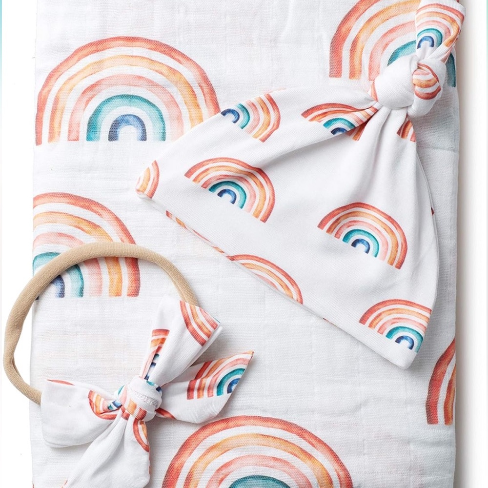 NEW RAINBOW BLANKET AND BABY HAT AND UNTIED BOW